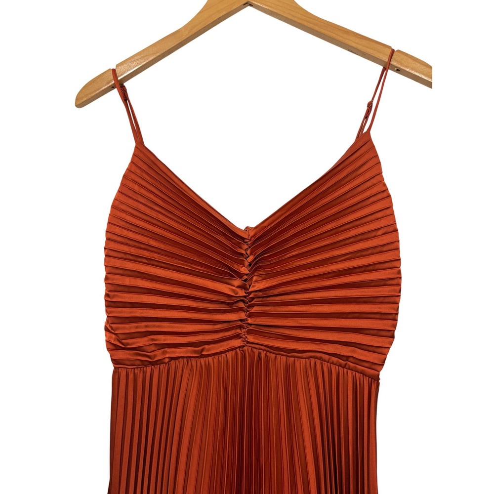 Petal + Pup Naira Pleated Maxi Dress Sunset Orange Satin V-Neck Size 6 US - Picture 10 of 11